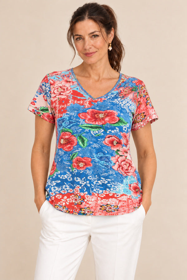 Clarissa T-shirt – AI-styled ponytail model portrait
