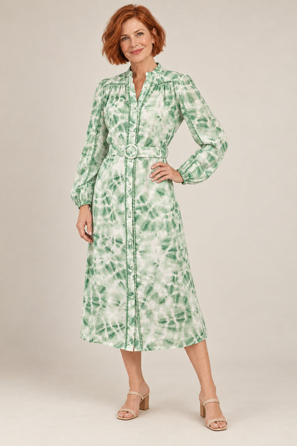 Lorena Dress – short red-haired model aged 55, view 2