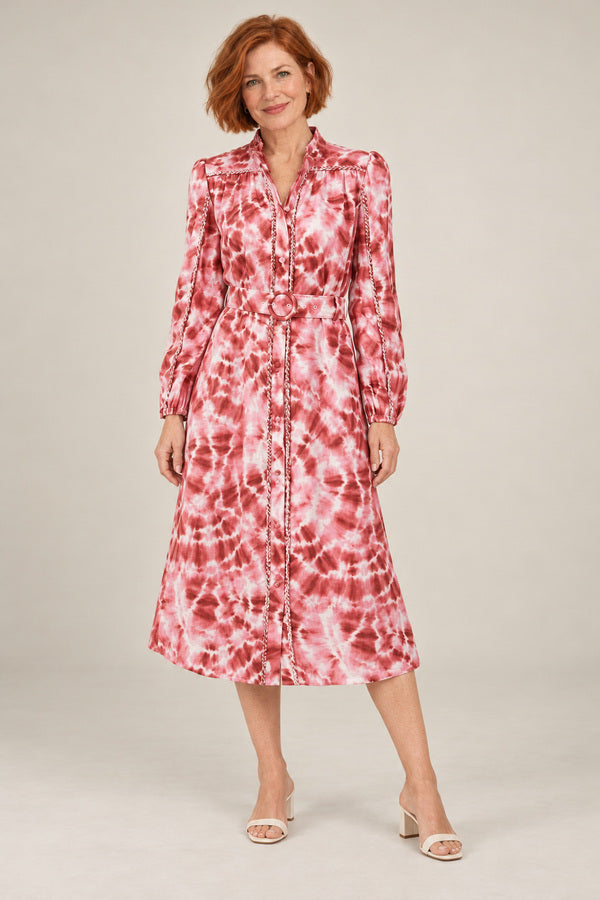 Lorena Dress Rose – short red-haired model aged 55, view 1