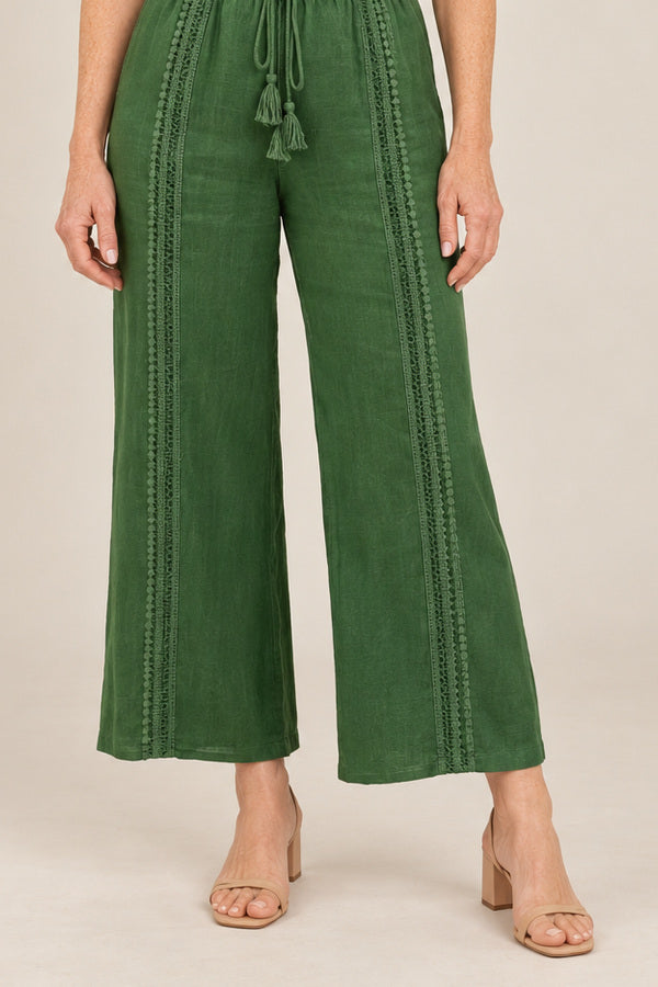 Asteria Linen Pants - Green – short red-haired model aged 55, view 5