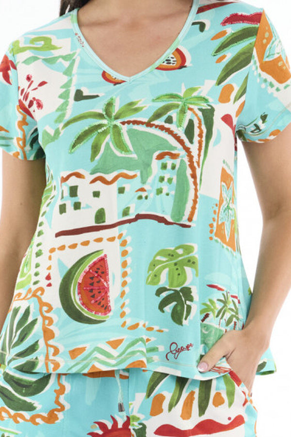 Summer Holiday T-shirt – neckline