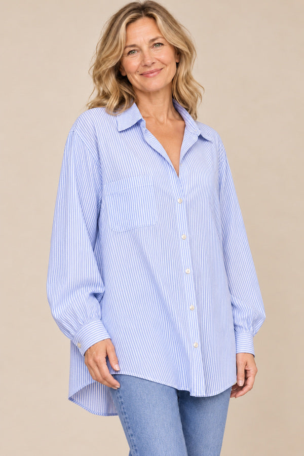 Charlotte Shirt – blonde model aged 55, view 2