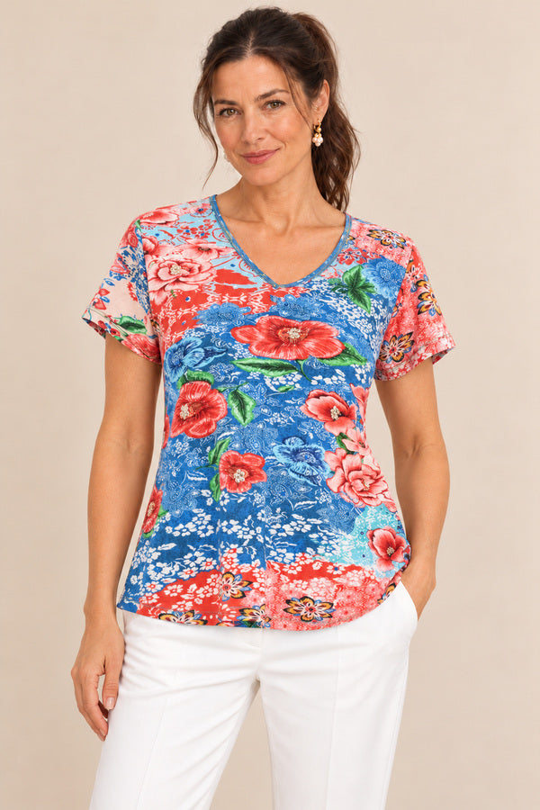 Clarissa T-shirt – AI-styled ponytail model alternate view