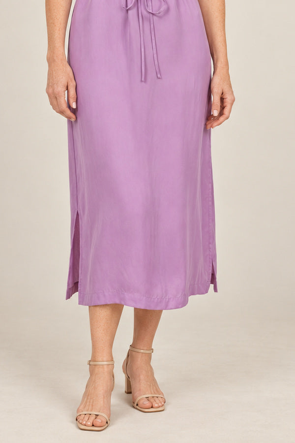 Cupro Dress - Lilac – short red-haired model aged 55, view 5